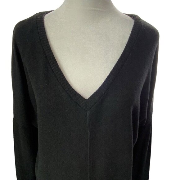 LULU'S Mini Sweater Dress V Neck Long Sleeve Pullover Black XS 79-42 - Picture 2 of 13